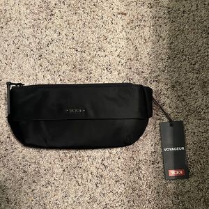TUMI - Voyageur Loha Slim Hip Bag
